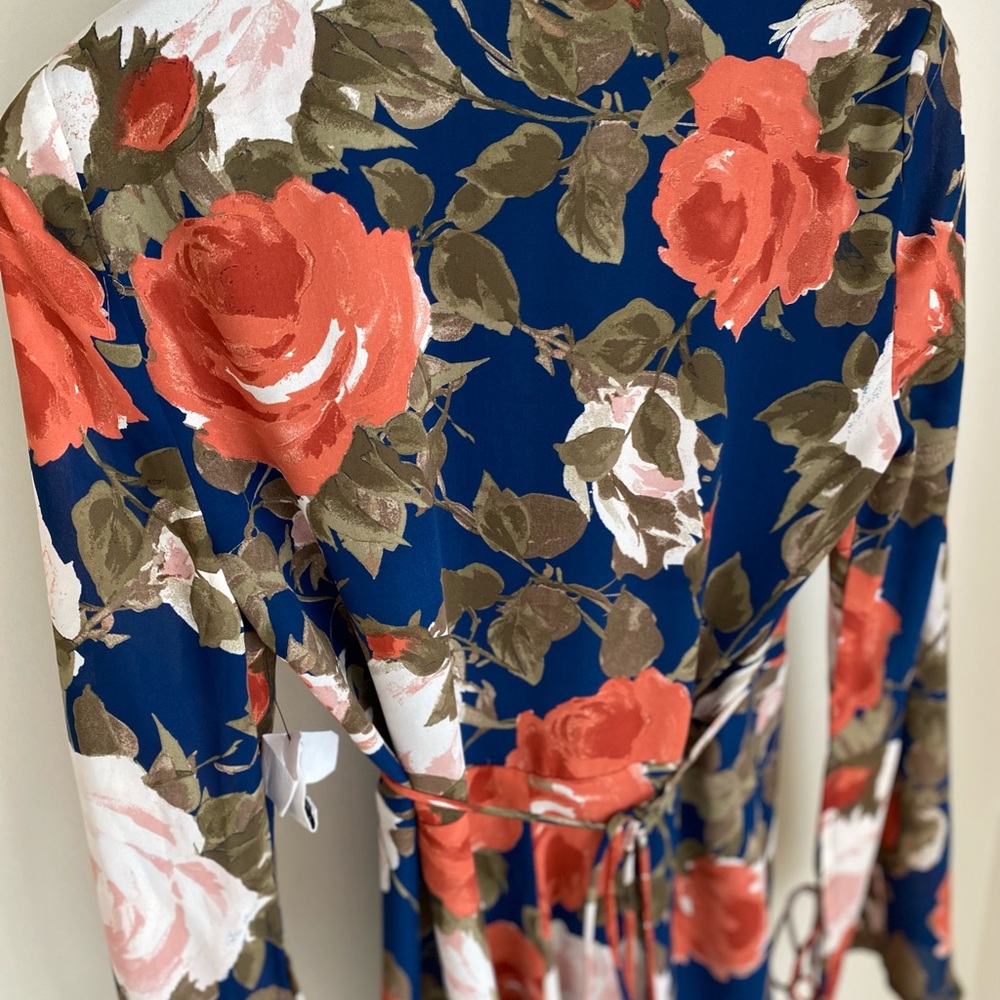 Lulu’s Wrapped Up in Roses Navy Floral Print Dress - Picture 12 of 13